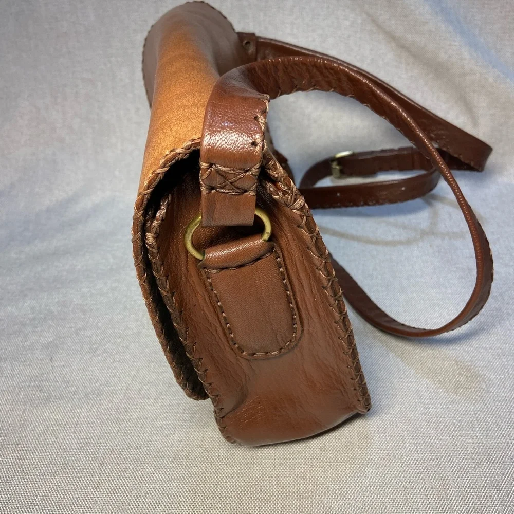 La Boutique De Sara Crossbody Leather Bag. Brand new with tag
